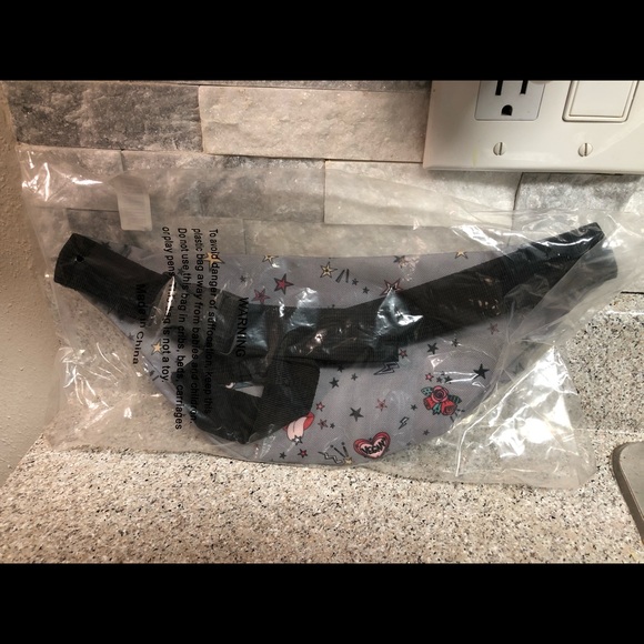 Fanny pack - Picture 4 of 8